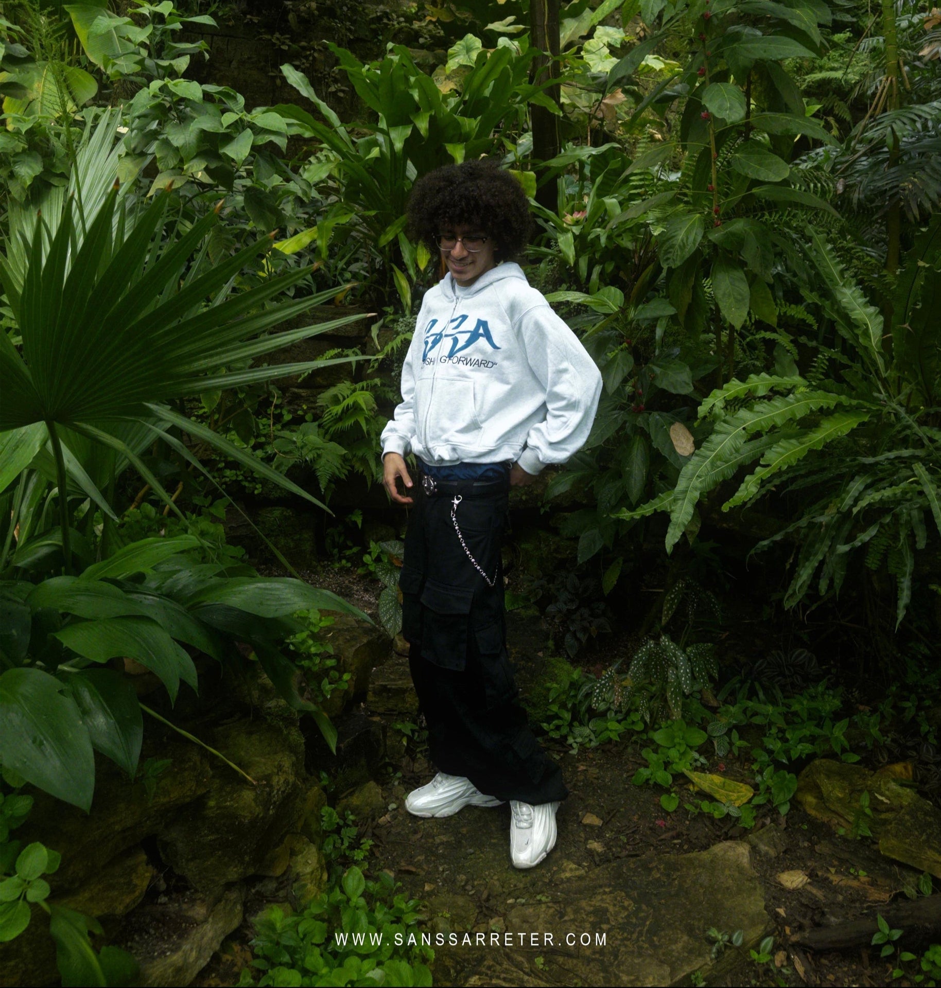 BLUE INITIALS ZIPPER